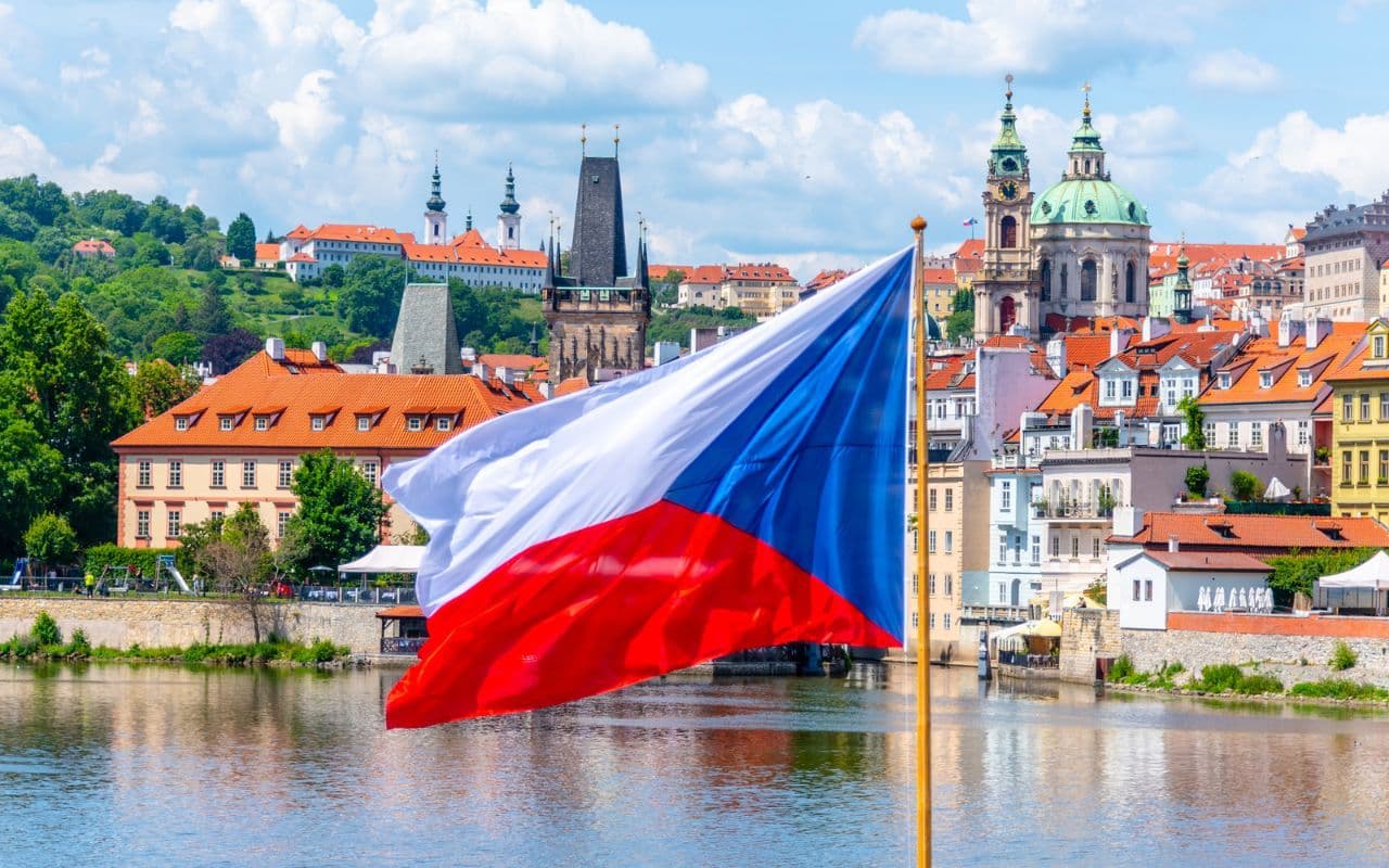 Velikonoční zázrak: Oslavme spolu se Slováky, že jsme jim ukradli vlajku