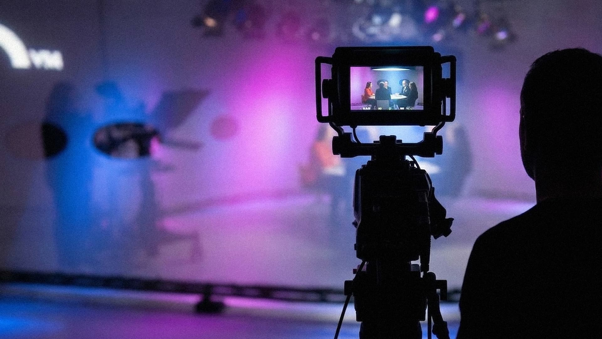 Matěj Hlavatý o dění v ČT: Poplatky, nezávislost a zase ta politika